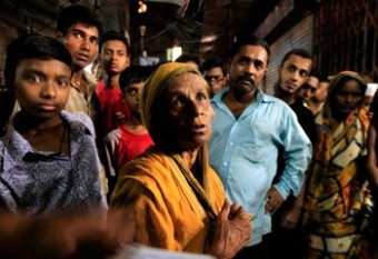 রাজধানীর ফকিরাপুলে জাকাতের কাপড় নিতে গিয়ে পদপিষ্ট হয়ে নিহত ৩